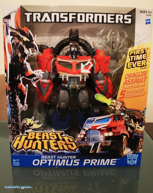 Video Review And Images   Beast Hunters Ultimate Class Optimus Prime Transformers Prime Action Figure  (13 of 16)